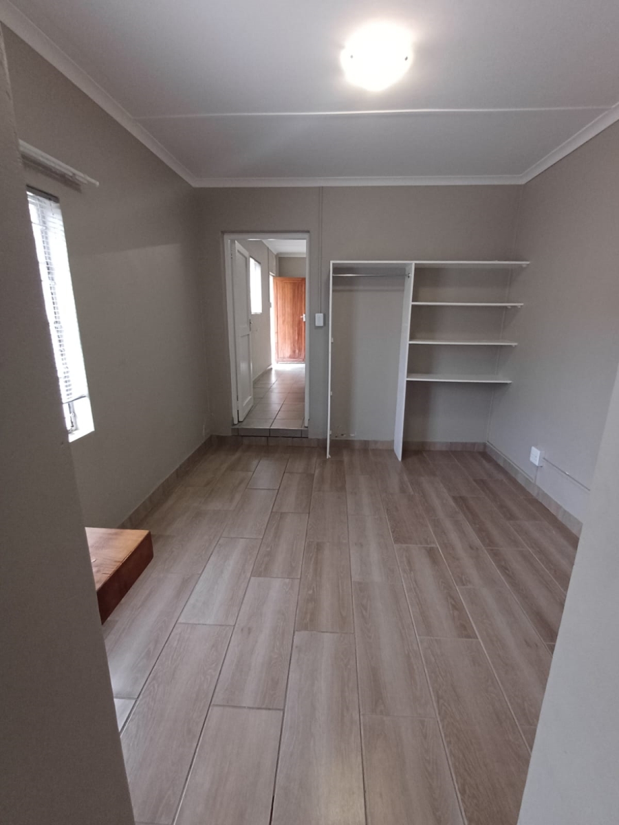 To Let 1 Bedroom Property for Rent in Top Town Eastern Cape